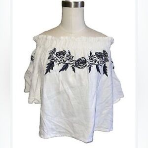 Altar’d State White & Navy Boho Blouse, Small